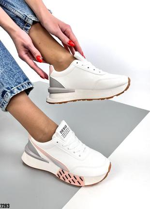Распродажа очень стильные белые кроссовки с серыми вставками и цвета пудры 36р.2 фото