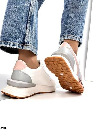 Распродажа очень стильные белые кроссовки с серыми вставками и цвета пудры 36р.8 фото
