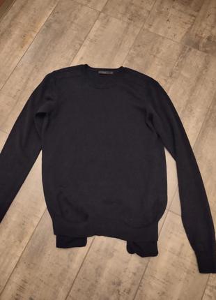 Мужской лонгслив бренда cos