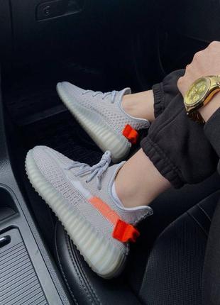 Adidas yeezy boost 350 tail light3 фото