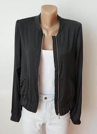 Бомбер куртка вітровка