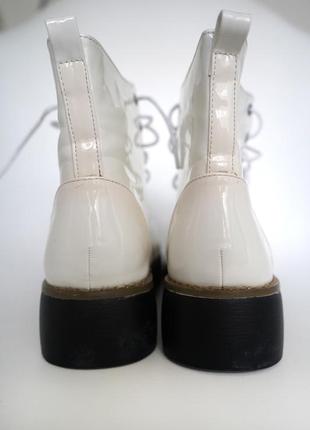 Ботинки лаковые ботинки на шнуровке2 фото