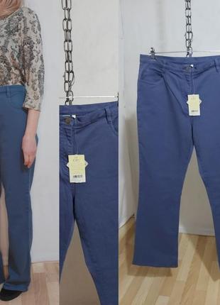 Джинсы эластичные прямые , чуть расклешенные внизу cotton traders