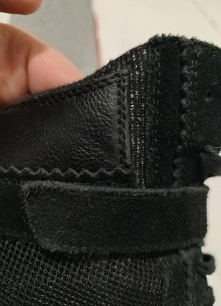 Сникерсы сеточка bershka