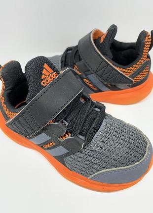 Кроссовочки adidas 2