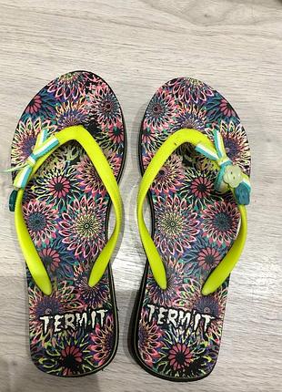 Вьетнамки termit