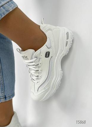 Білі жіночі дуже круті кросівки2 фото