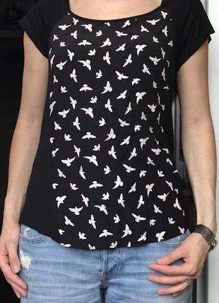 Симпатичная блуза с принтом птиц