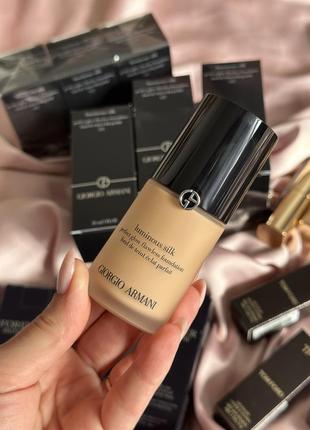 Giorgio armani luminous silk foundation