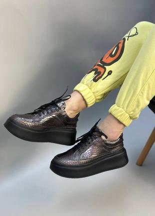 Эксклюзивные кроссовки из натуральной итальянской кожи и замша на платформе9 фото