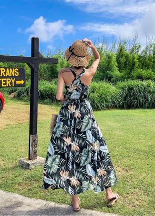 Длинное платье с тропическим принтом2 фото