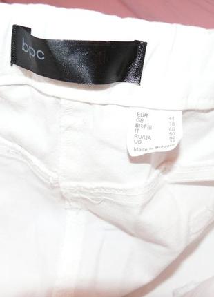 Белые джинсы, р. 503 фото