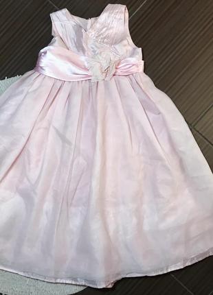 Нарядное платье 6-7 лет 116-122 см