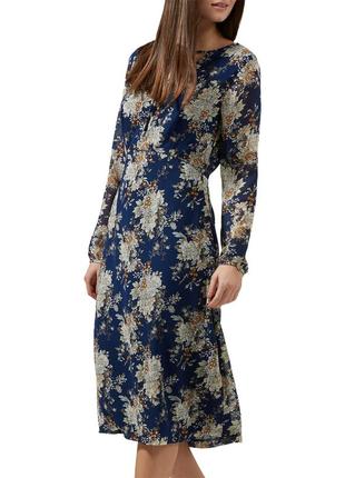 Стильное міді платья в квітковий принт sugarhill brighton noor tie neck floral midi dress