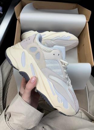 Стильные кроссовочки yeezy 700 “analog” в сером цвете из замши (весна-лето-осень)😍1 фото