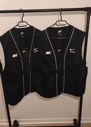 Nike жилет новий оригінал тонка жилетка з кишенями6 фото