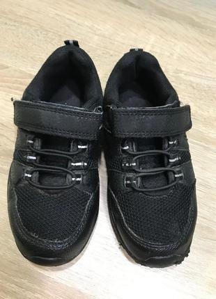 Кросівки, туфлі чорні для хлопчика 27р2 фото