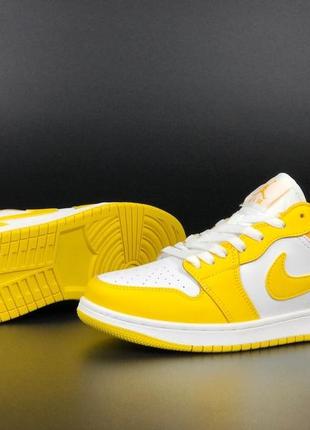 Женские кроссовки nike air jordan 1 low  желтые с белым5 фото