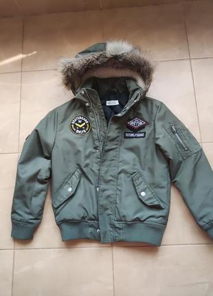 Продам демисезонную курточку h&amp;m для мальчика 8-9 лет
