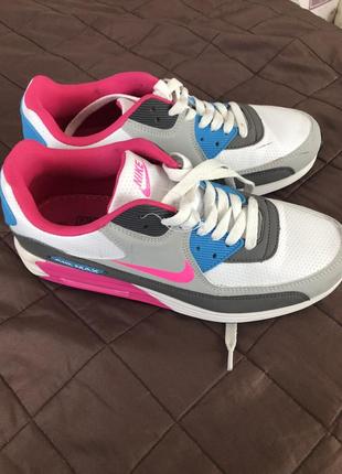 Стильные яркие кросовки nik sir max