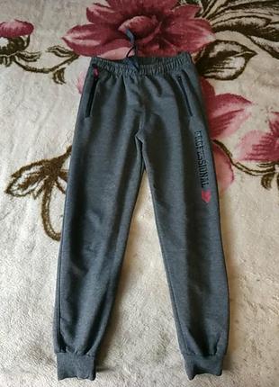 Спортивні штани