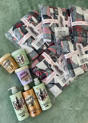 Пижамы , скрабы , лосьоны victorias secret pink