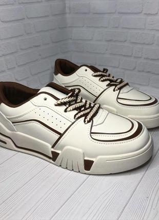 Белые кеды с коричневыми вставками😍🍫🤎