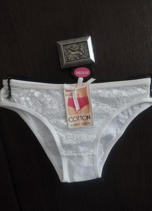 Білі коттонові трусики на с-м маломірки