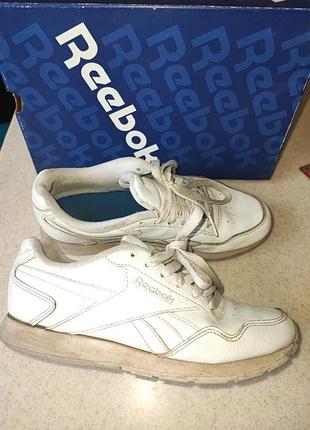 Кроссовки из натуральной кожи reebok р.37 оригинал
