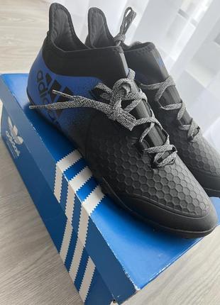 Бутси для футболу adidas