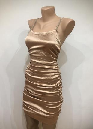 Золота сукня з  в стилі oh polly стразами з камінцями атласна сатинова5 фото