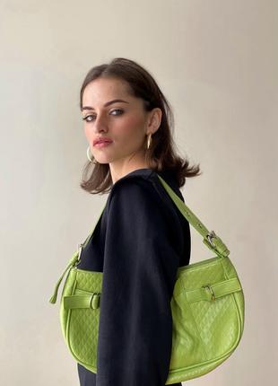 Салатовая сумка с карманом из эко кожи9 фото