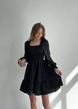 Платье короткое мини кукольное с пышной юбкой расклешенное с оборками с квадратным вырезом декольте голубое бежевое сиреневое малиновое зеленое черное