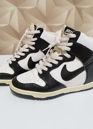 Кроссовки nike wmns dunk sky hi essential