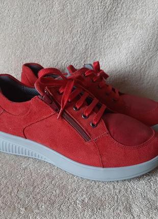 Туфли кроссовки new feet р.40