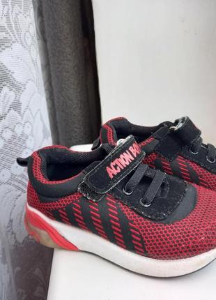 Кросівки кроссовки