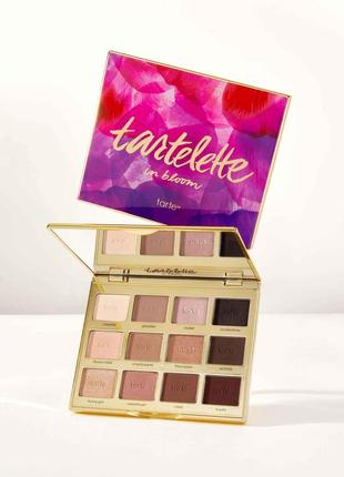 Палетка тіней tartelette in bloom clay palette1 фото