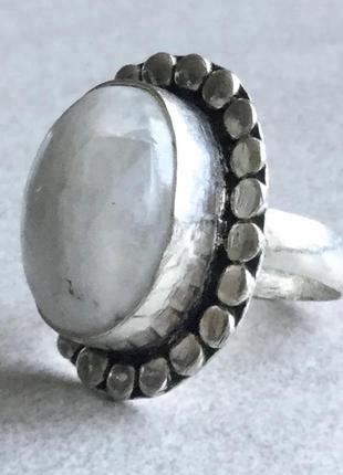 Индия, кольцо с натуральным лунным камнем, в серебре, размер 175 фото