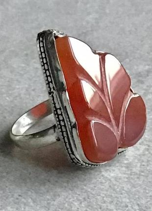 Индия, кольцо с резным сердоликом, размер 185 фото