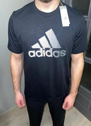 Футболка adidas