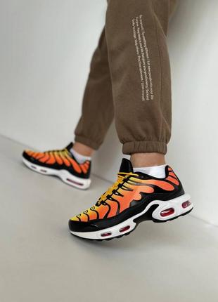 Чоловічі кросівки