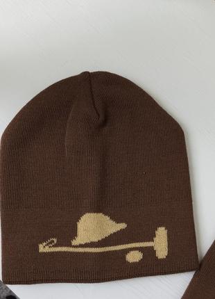 Акрілова вязана шапка на хлопчика 5 - 14 лет