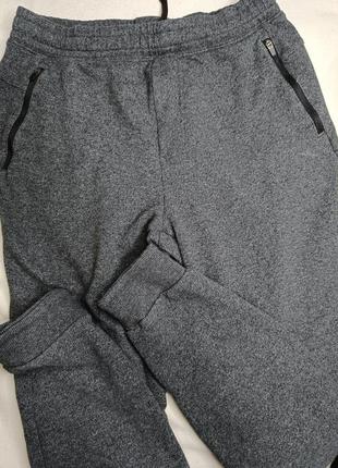 Брюки мужские для фитнеса с карманами на молниях темно-серые5 фото