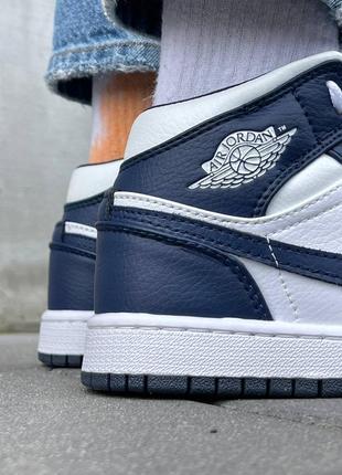 Жіночі кросівки nike air jordan 1 retro mid blue white / smb8 фото