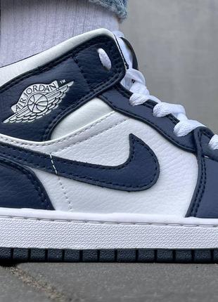 Жіночі кросівки nike air jordan 1 retro mid blue white / smb7 фото