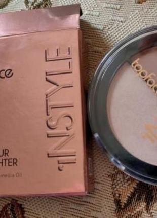 Скульптор плюс хайлайтер для обличчя topface