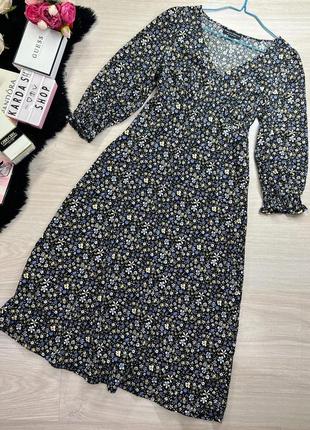 Платье в цветы