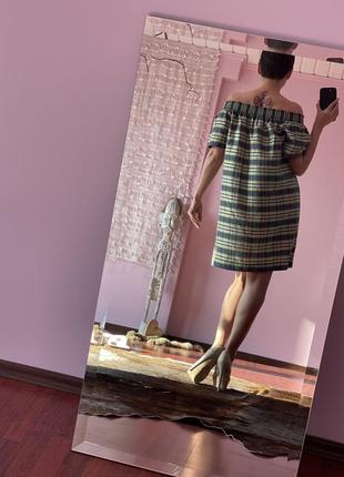 Платье мини, короткое, до колена, сарафан со спущенными плечами2 фото