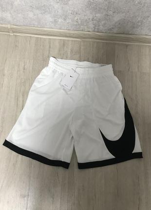 Шорты nike big swoosh