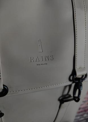 Рюкзак rains messenger bag
оригінал3 фото